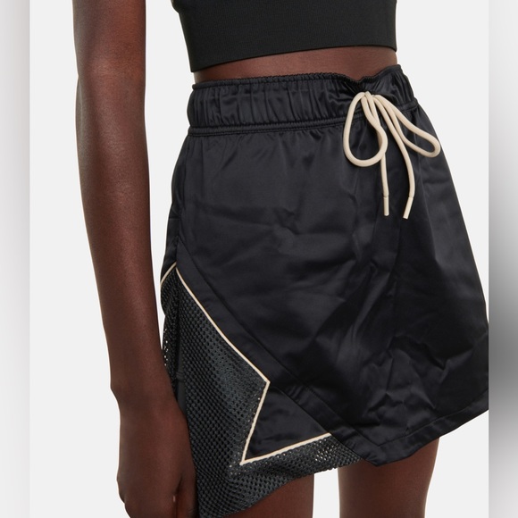 Jordan Dresses & Skirts - Nike Jordan Essentials miniskirt size 1X active skirt black skirt plus size